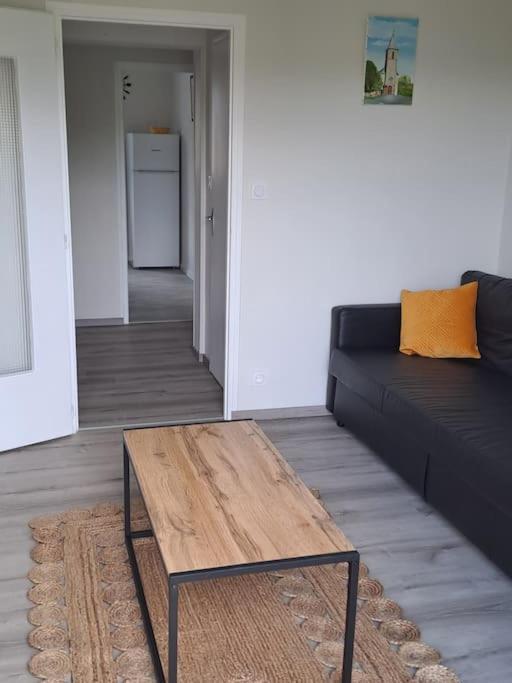 Apartment Agreable T2 Classe 3 Etoiles, Refait A Neuf, Dans Quartier Calme